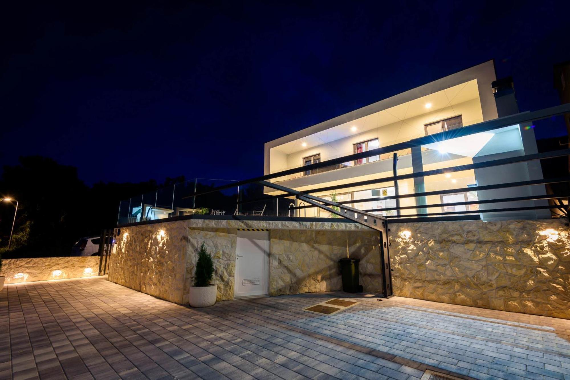 Villa Nada ดราเช ภายนอก รูปภาพ